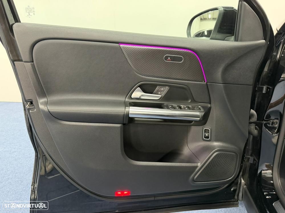 Mercedes-Benz GLA 250 e AMG Line - 45
