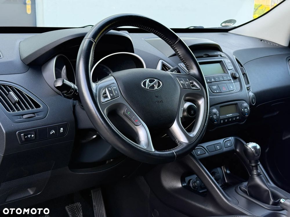 Hyundai ix35 - 25