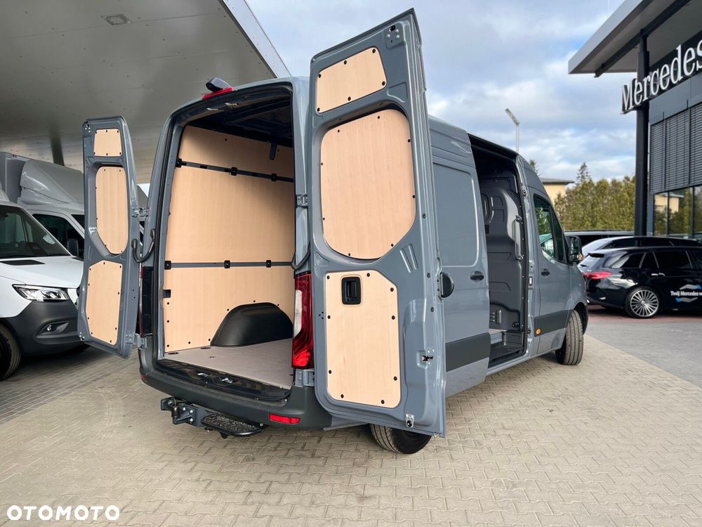 Mercedes-Benz Sprinter Sprinter - 11