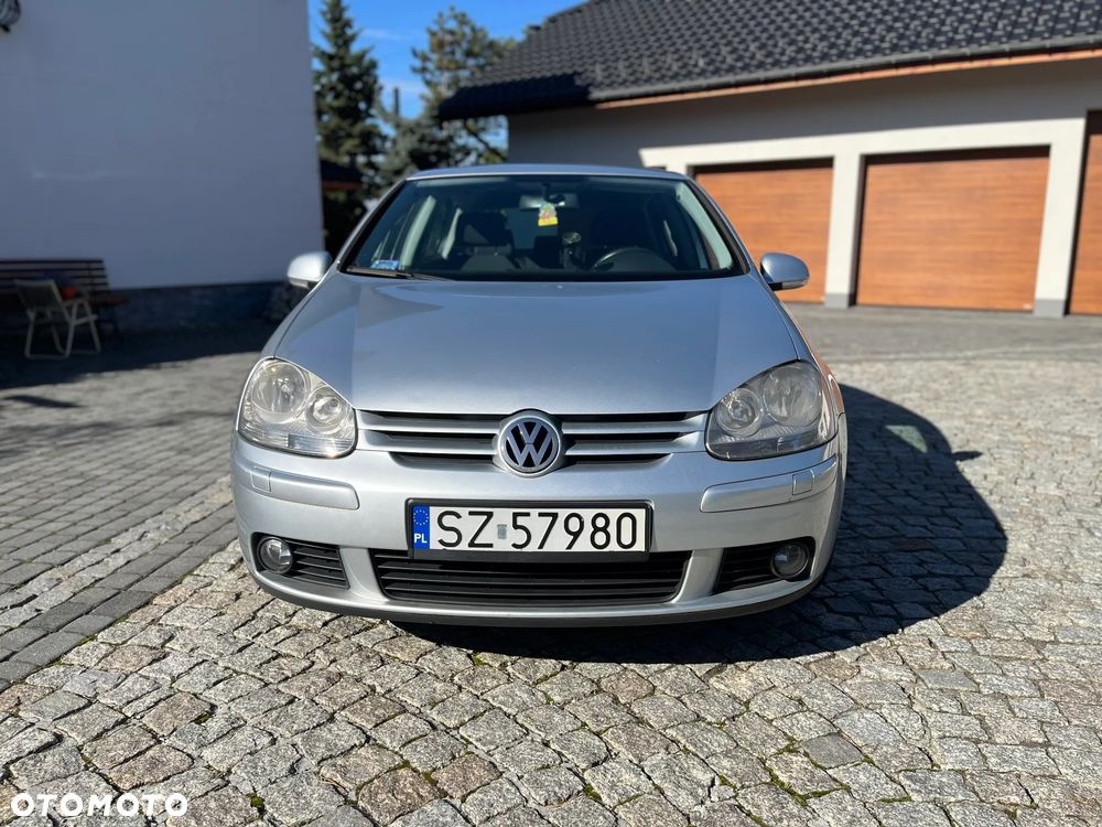 Volkswagen Golf - 2