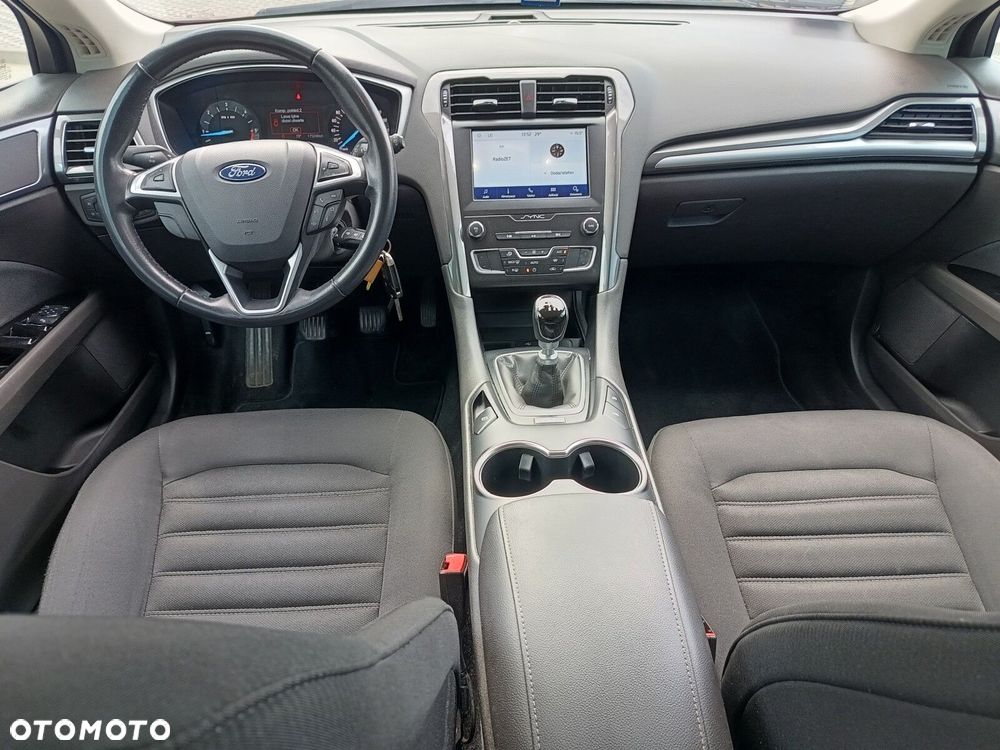 Ford Mondeo - 11
