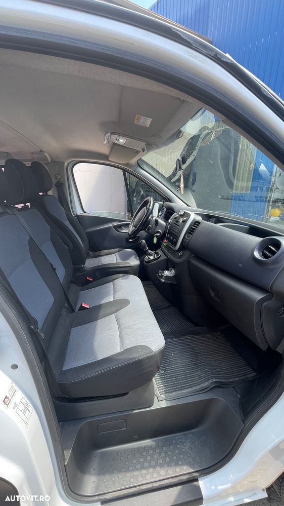Opel Vivaro - 7