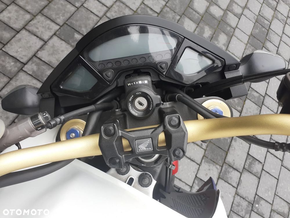 Honda CB - 7