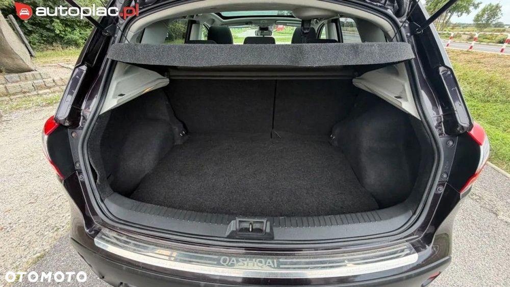 Nissan Qashqai 2.0 dCi 4x4 Tekna Premium - 33