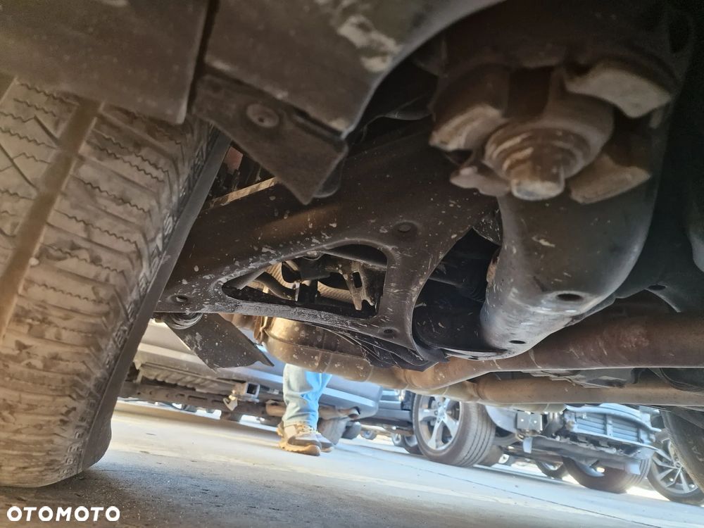 Porsche Cayenne - 13