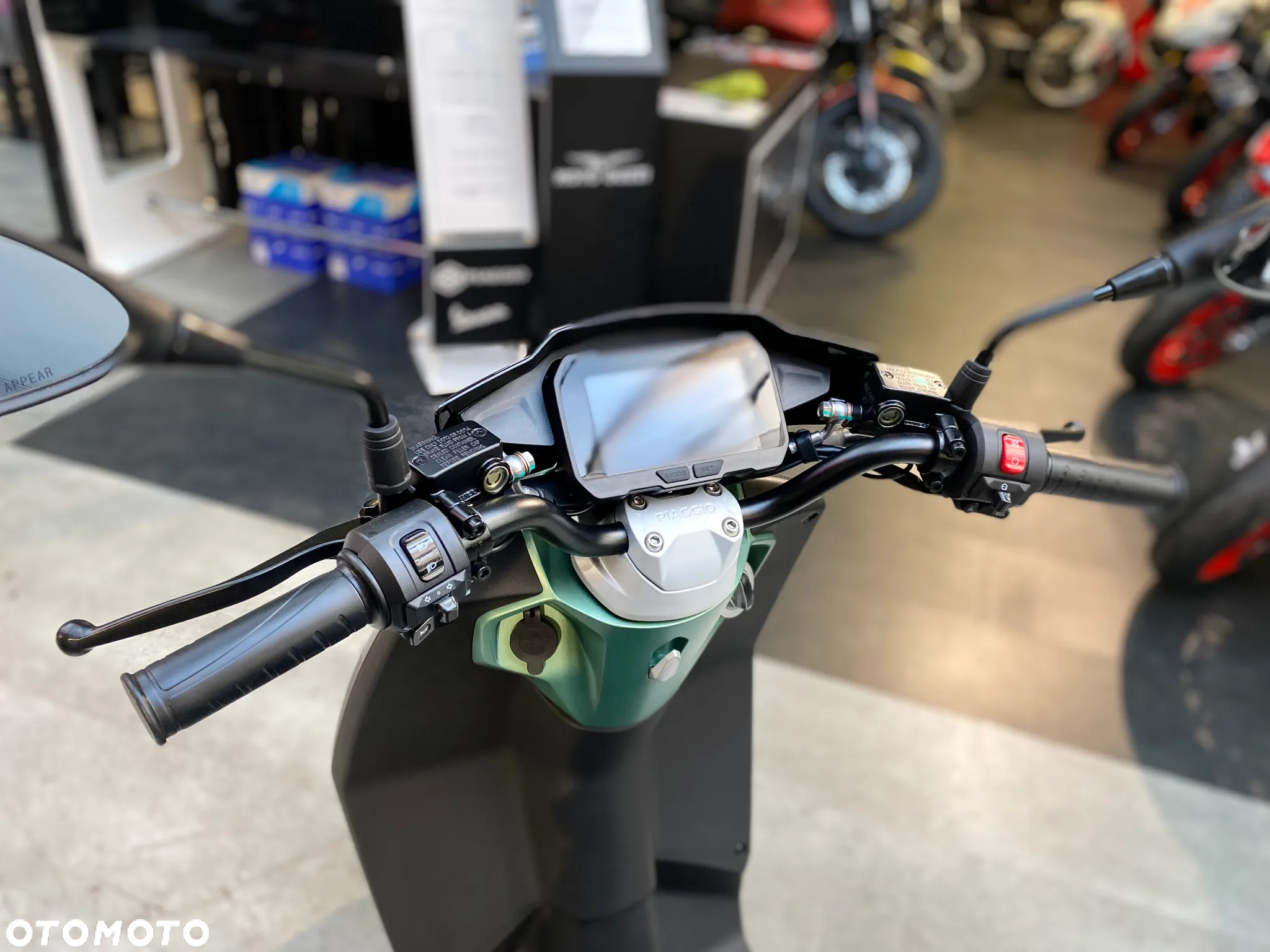 Piaggio Inny - 11