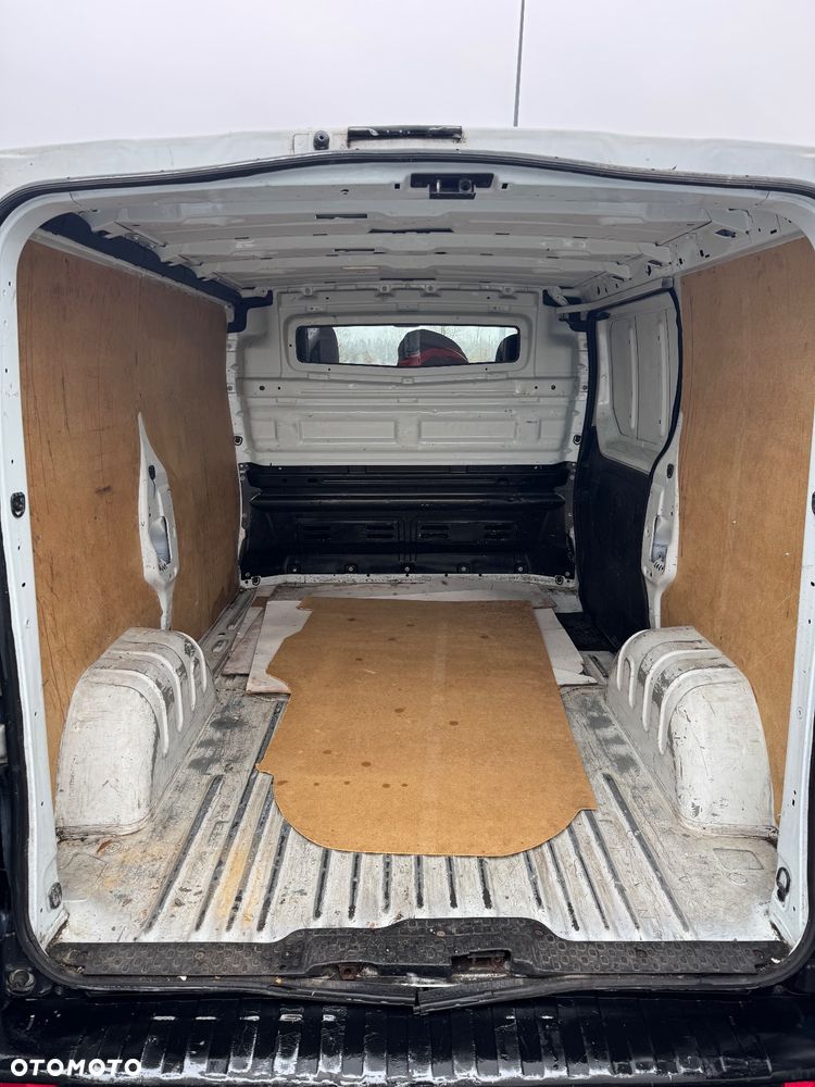 Renault Trafic - 10