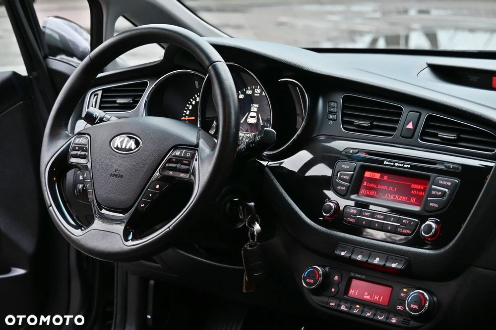 Kia Ceed 1.6 GDI DCT Spirit - 21