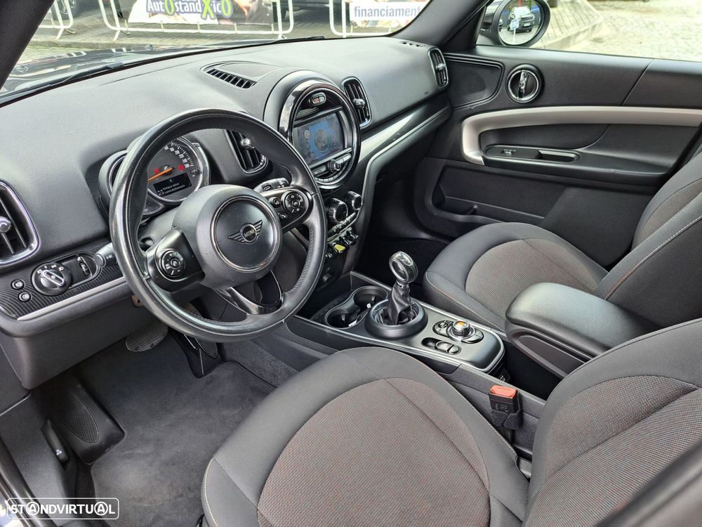 MINI Countryman Cooper SE ALL4 Auto - 5