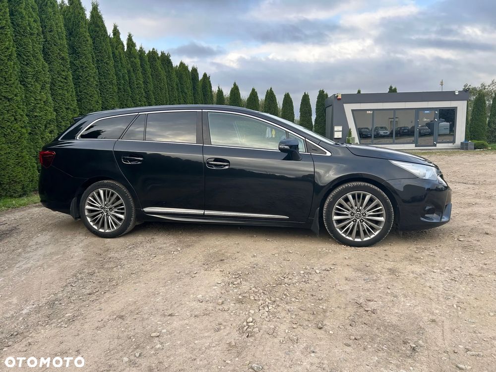 Toyota Avensis 2.0 D-4D Prestige - 3