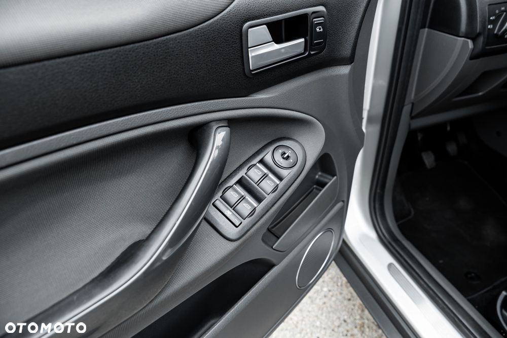Ford Kuga - 20