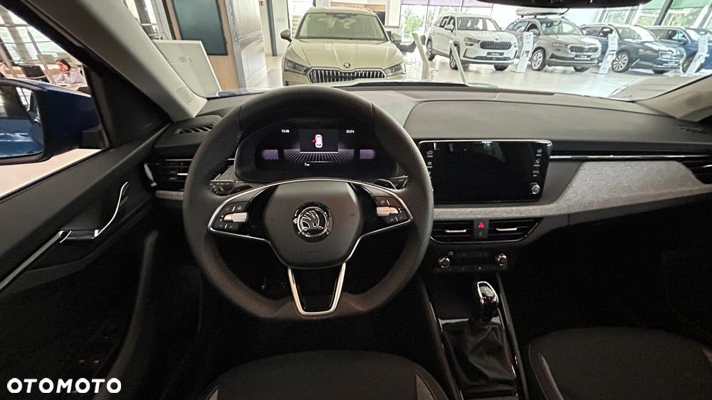 Skoda Kamiq 1.5 TSI Drive DSG - 9