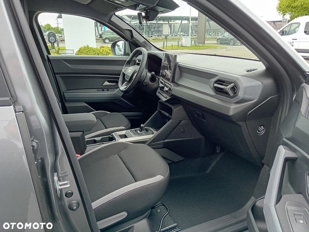 Dacia Duster 1.8 Full Hybrid 155 Journey MMT - 9