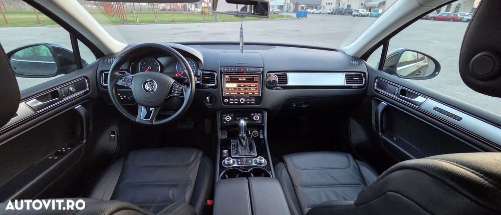 Volkswagen Touareg 3.0 V6 TDI BMT - 14