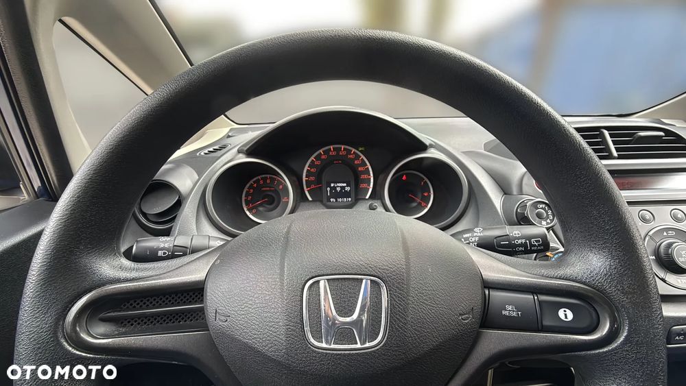 Honda Jazz 1.2 Trend VSA - 30