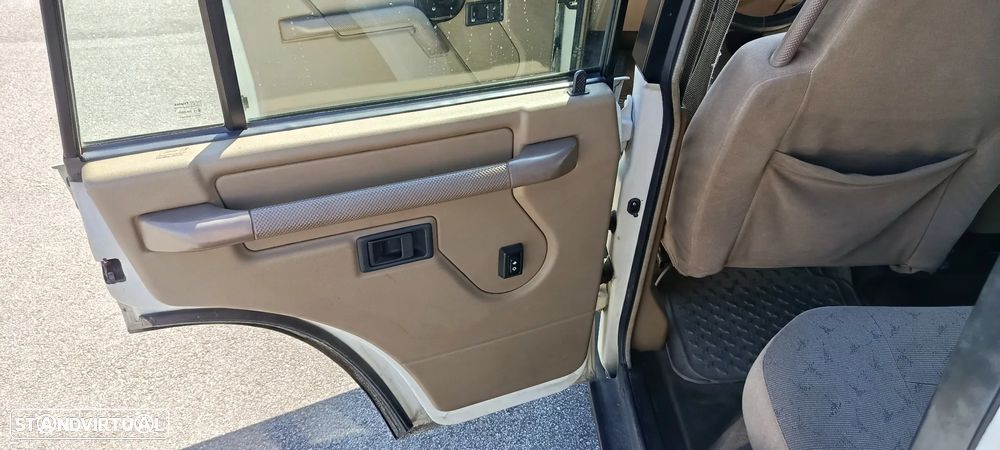 Land Rover Discovery 2.5 TDi - 19