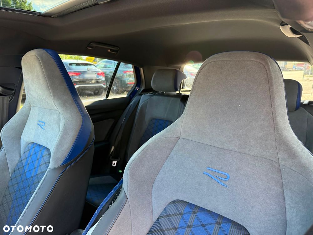 Volkswagen Golf 2.0 TSI 4Motion R DSG - 27