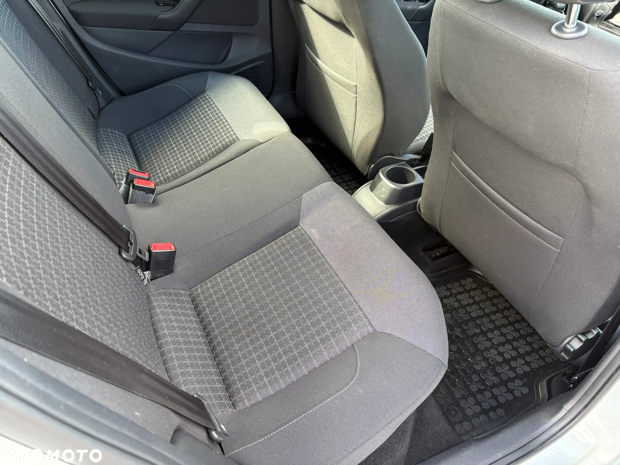Volkswagen Polo 1.0 Comfortline - 24