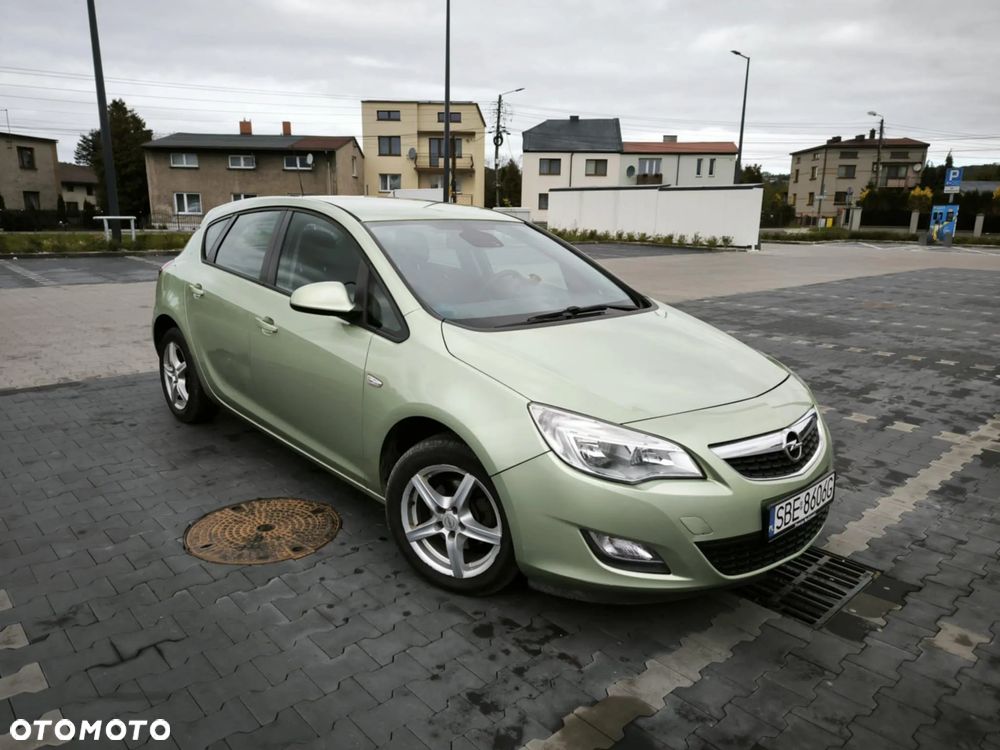 Opel Astra 1.6 Cosmo - 2
