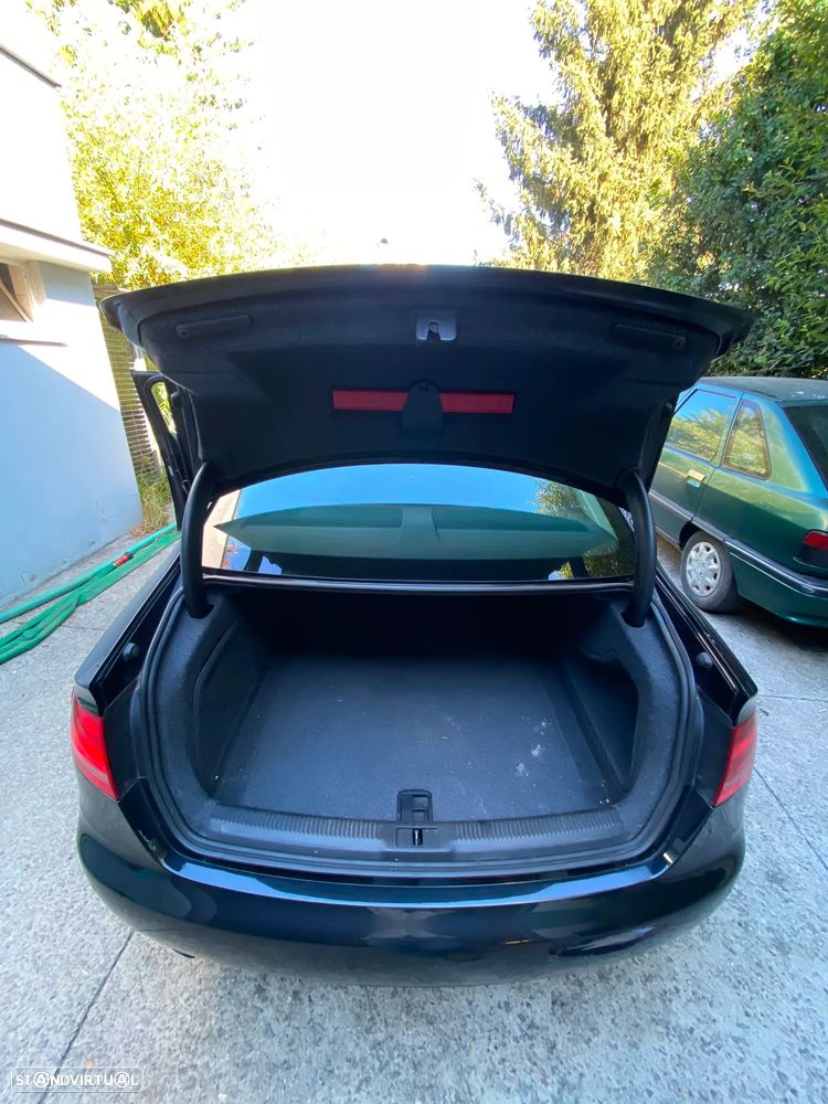 Audi A4 2.0 TDI - 9