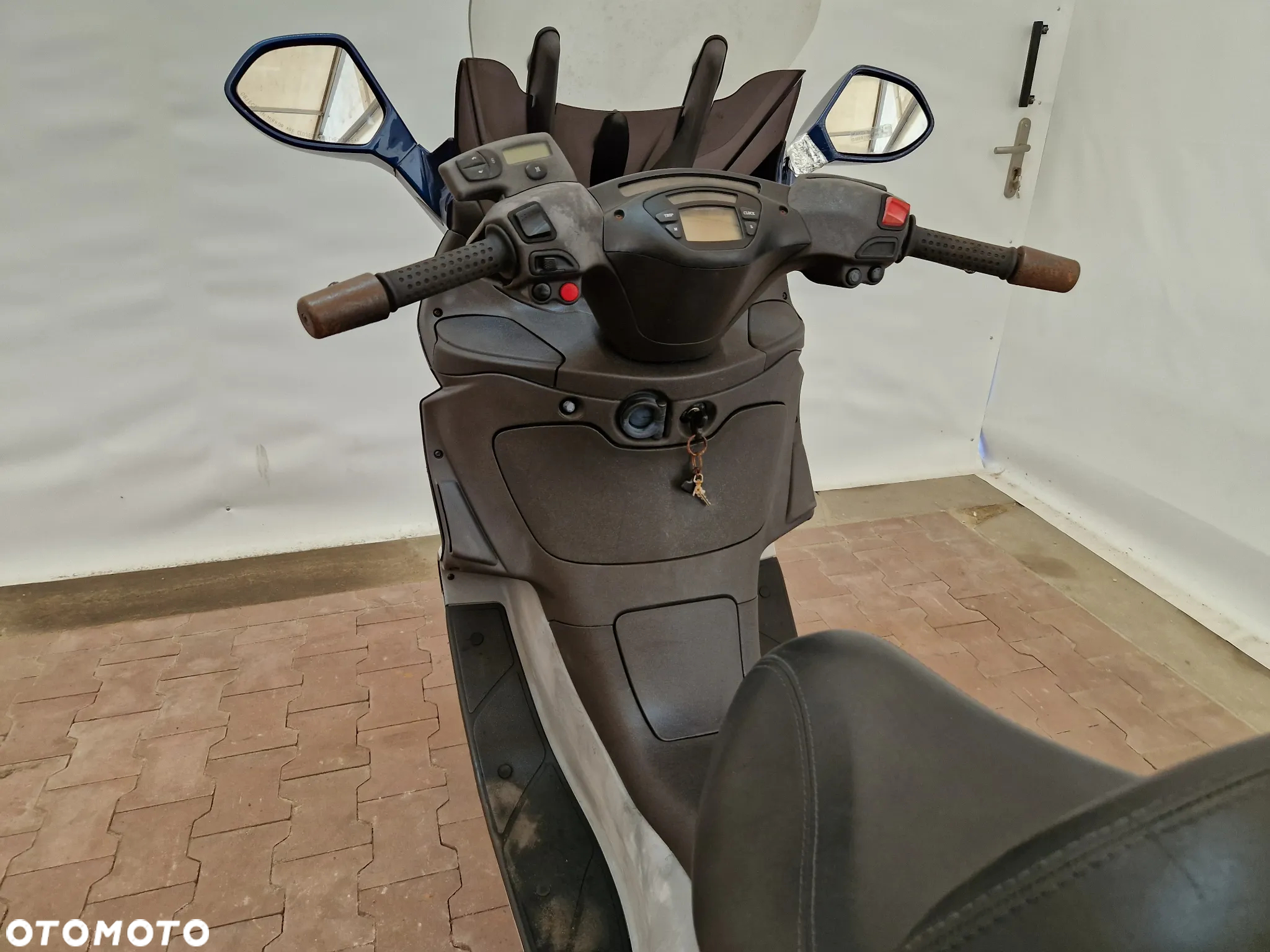 Piaggio X9 - 32