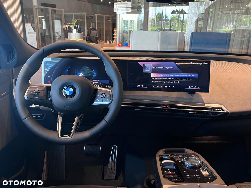 BMW iX xDrive45 - 12