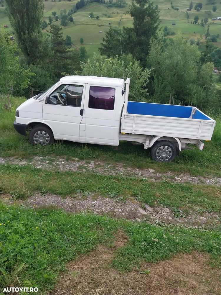 Volkswagen Transporter - 1