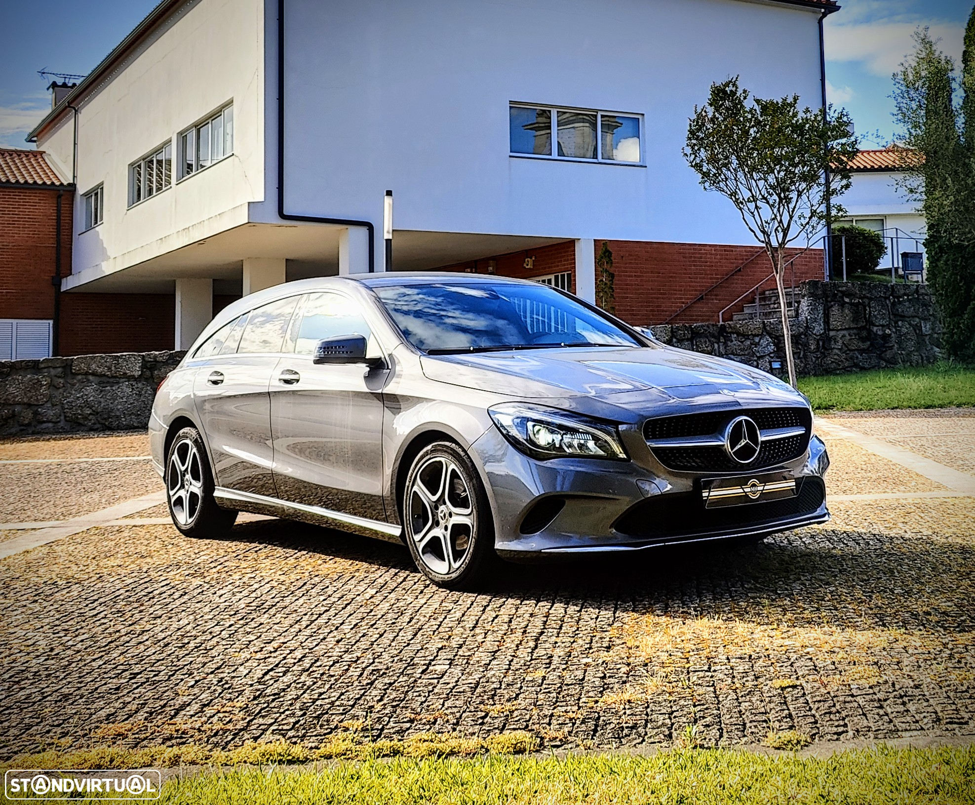 Mercedes-Benz CLA 180 d Shooting Brake Urban - 18