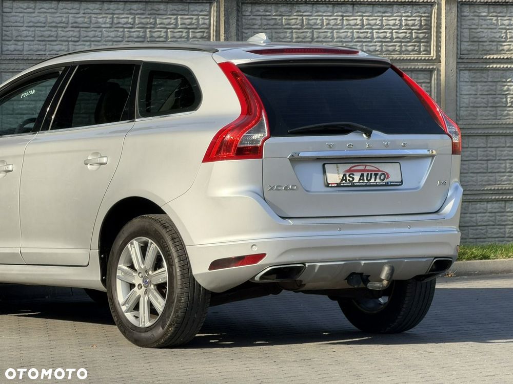 Volvo XC 60 D4 Momentum Pro - 37