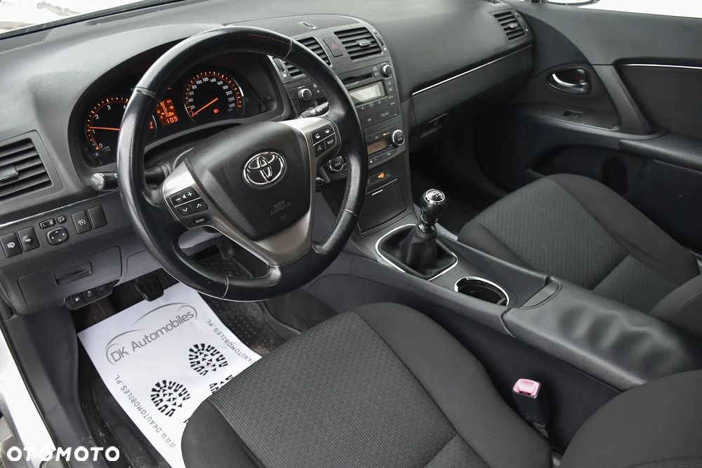 Toyota Avensis 2.0 D-4D Platinium - 19