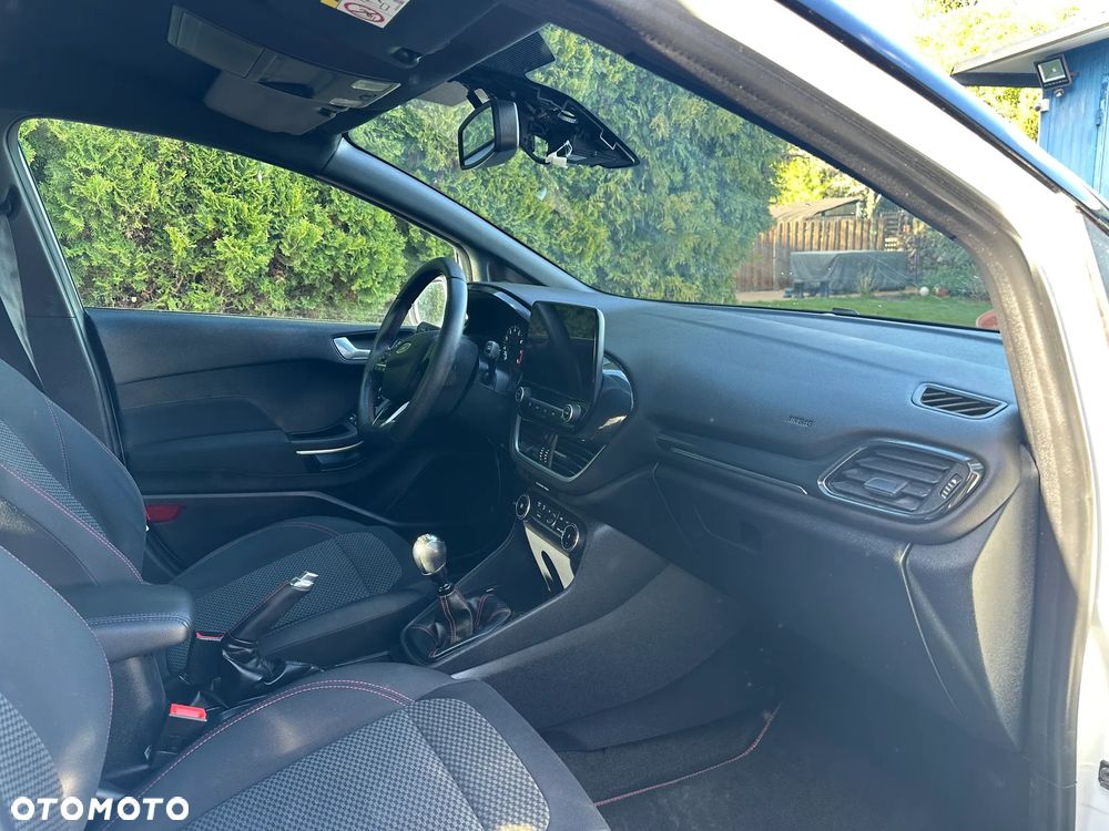 Ford Fiesta 1.0 EcoBoost S&S ST-LINE - 6