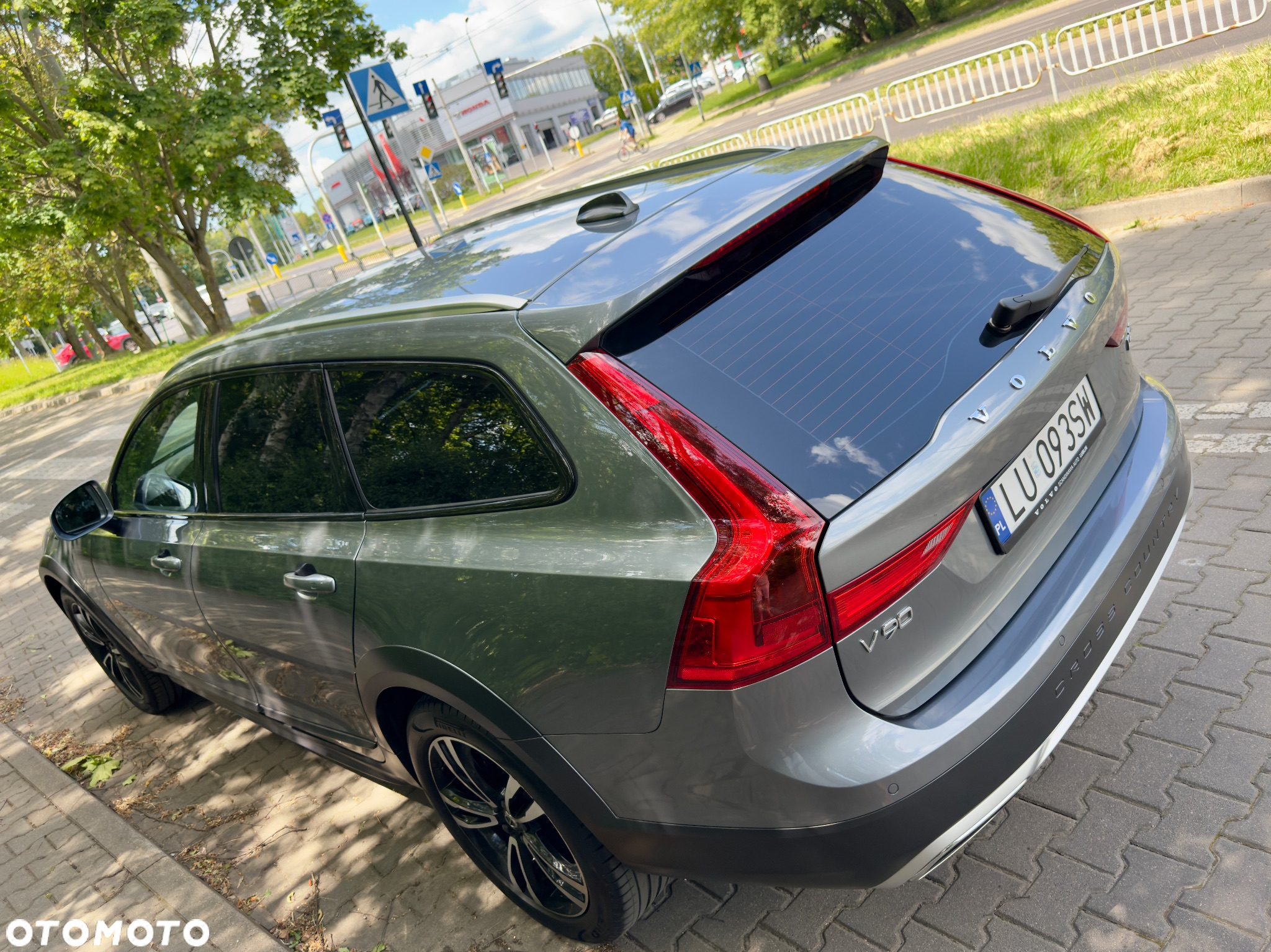 Volvo V90 D5 AWD Geartronic Inscription - 12