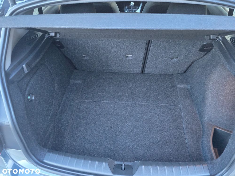 BMW Seria 1 - 26