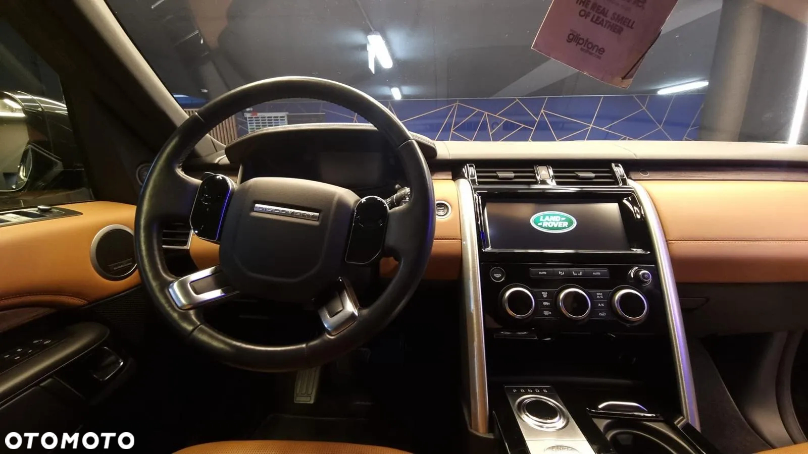 Land Rover Discovery V 2.0 SD4 HSE Luxury - 12
