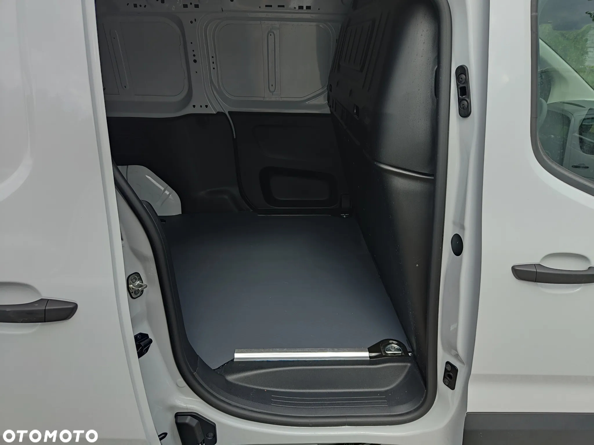 Toyota Proace City XL Maxi 2024r L2 1.5 Diesel  102PS - 32