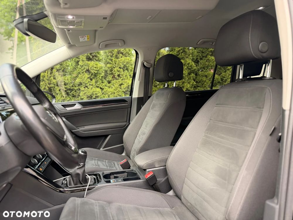 Volkswagen Touran 2.0 TDI BMT Highline - 13