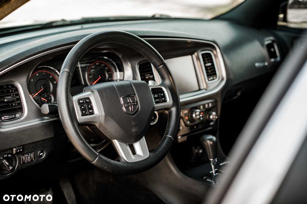 Dodge Charger - 6