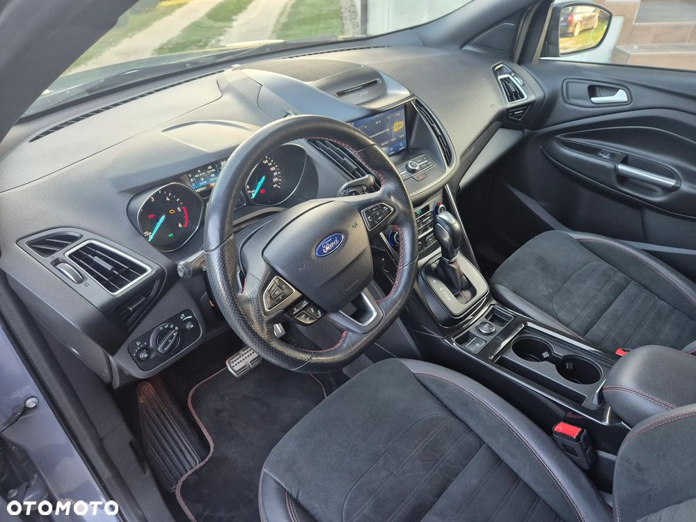 Ford Kuga 2.0 TDCi 4x4 ST-Line - 9