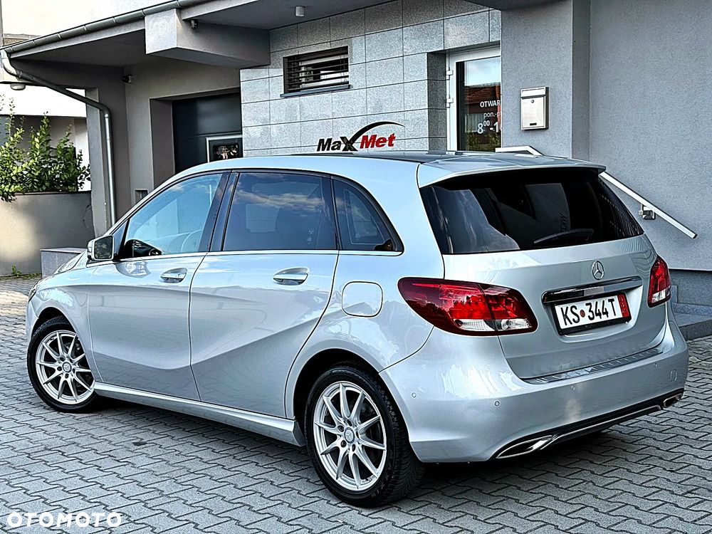 Mercedes-Benz Klasa B 180 AMG Line - 4