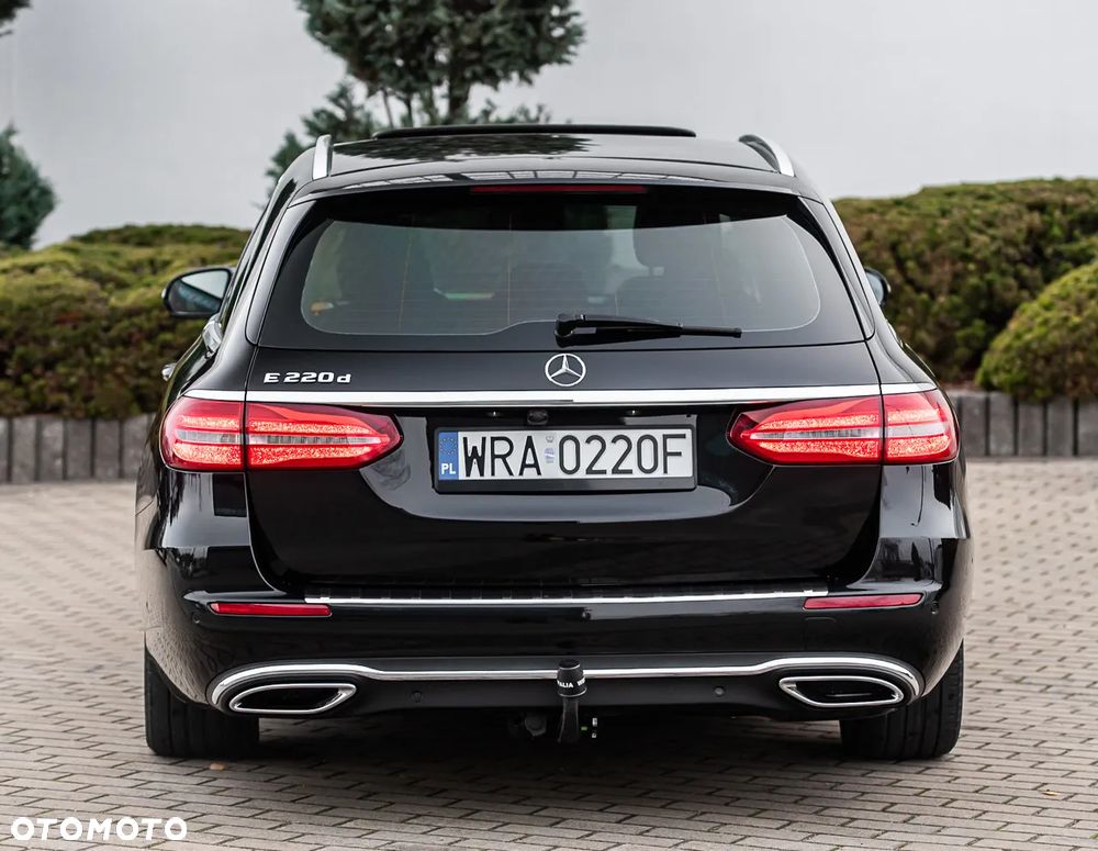 Mercedes-Benz Klasa E 220 d Business Edition 9G-TRONIC - 11