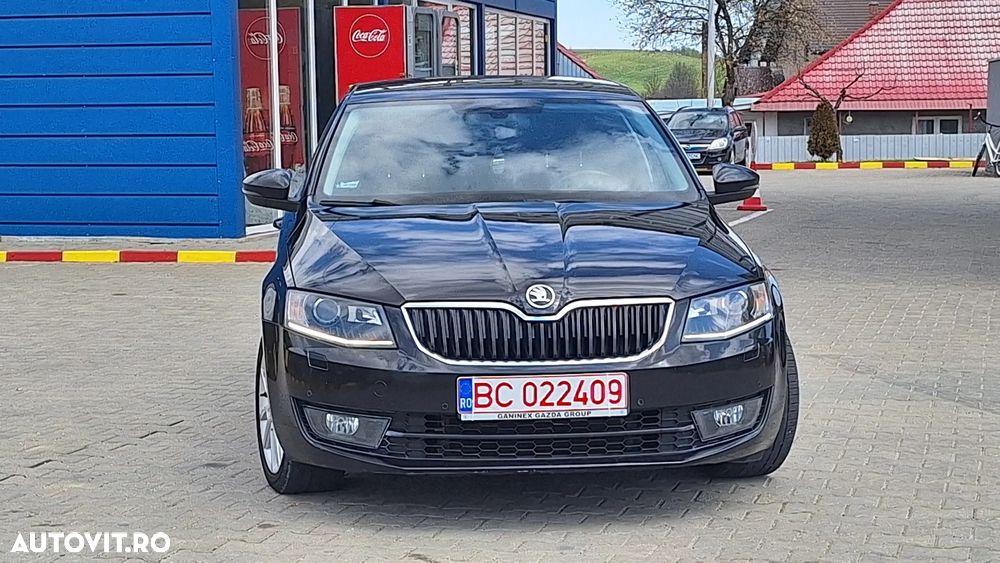 Skoda Octavia 2.0 TDI Green tec DSG Elegance - 2