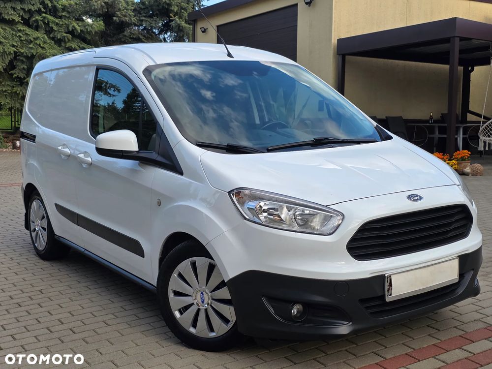 Ford Transit Courier - 3