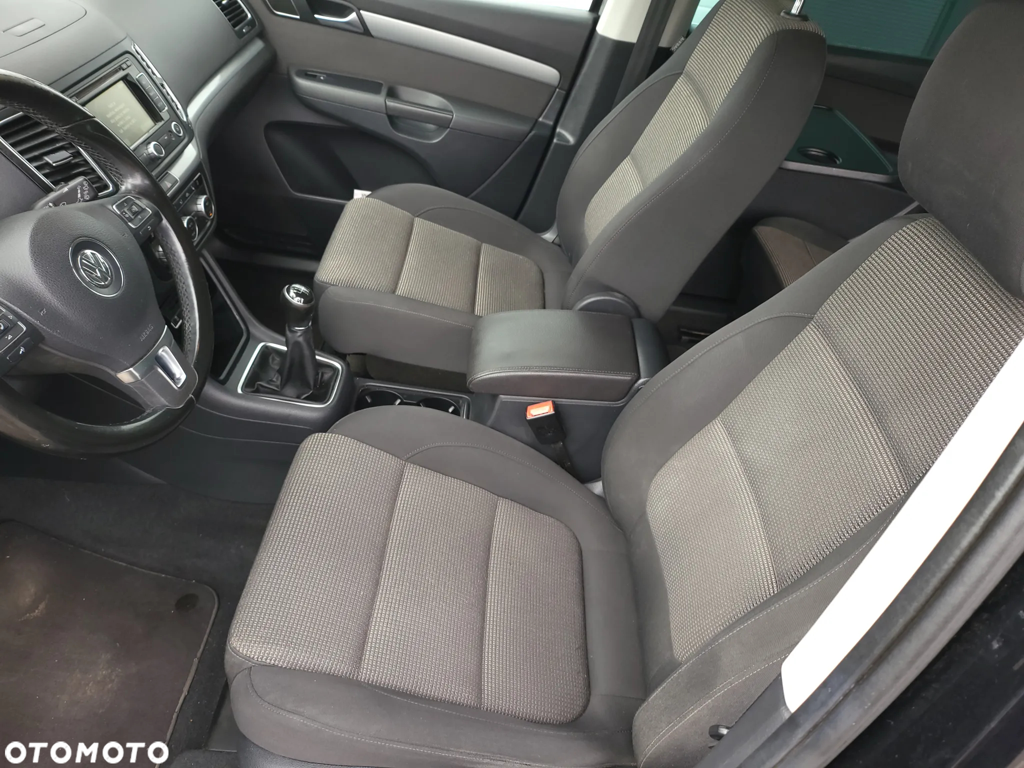 Volkswagen Sharan 2.0 TDI Comfortline - 9