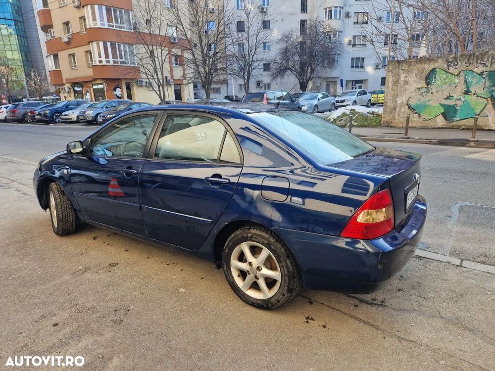 Toyota Corolla 1.6 Sdn. Sol - 3