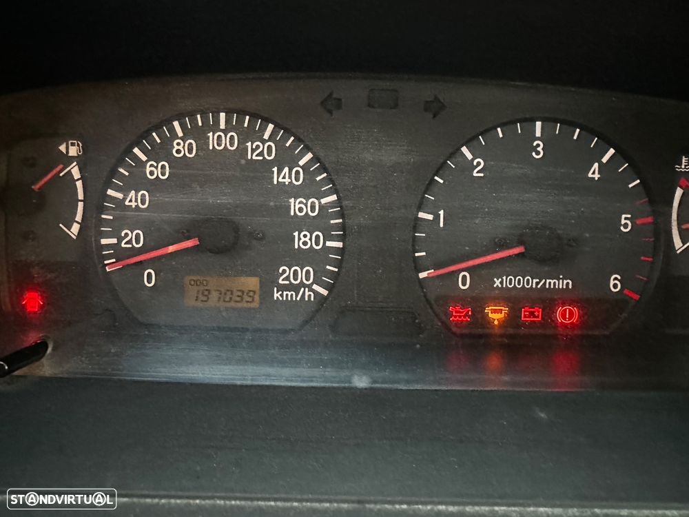 Mitsubishi Pajero Sport 2.5 TD GLS - 16