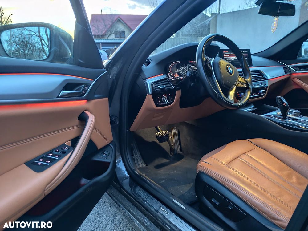 BMW Seria 5 518d Aut. - 12
