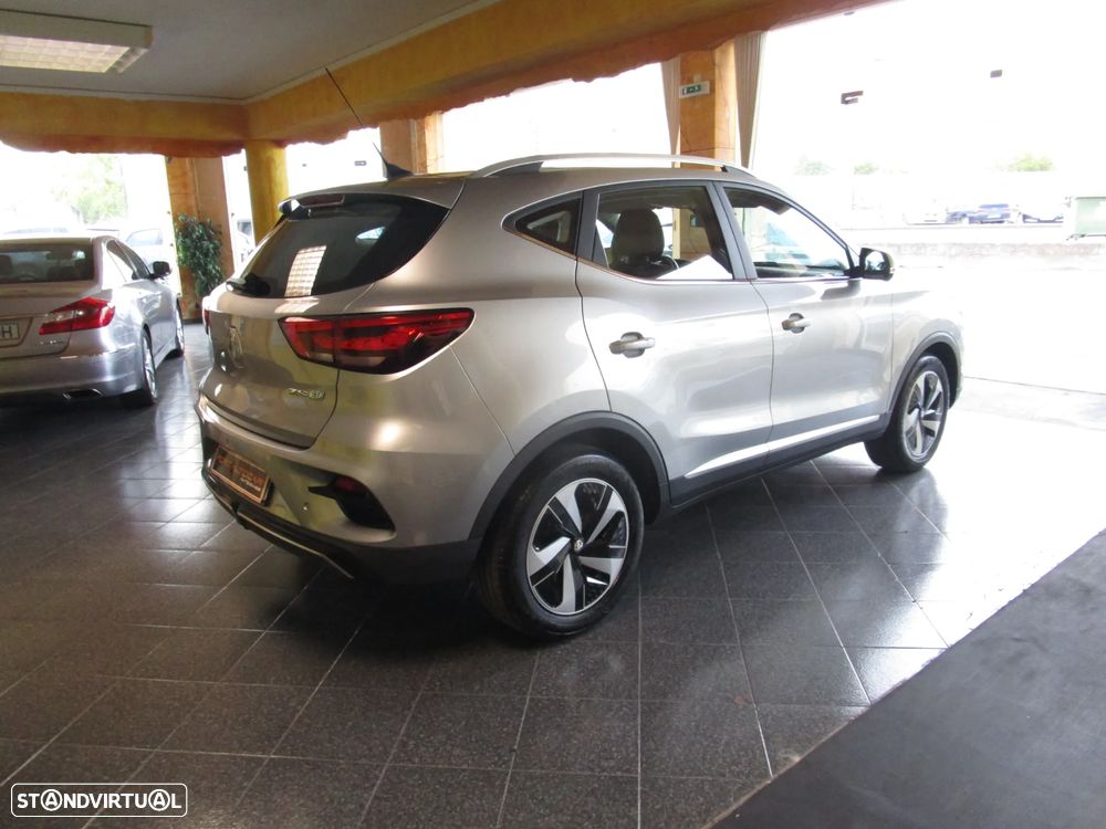 MG ZS Standard Luxury - 5