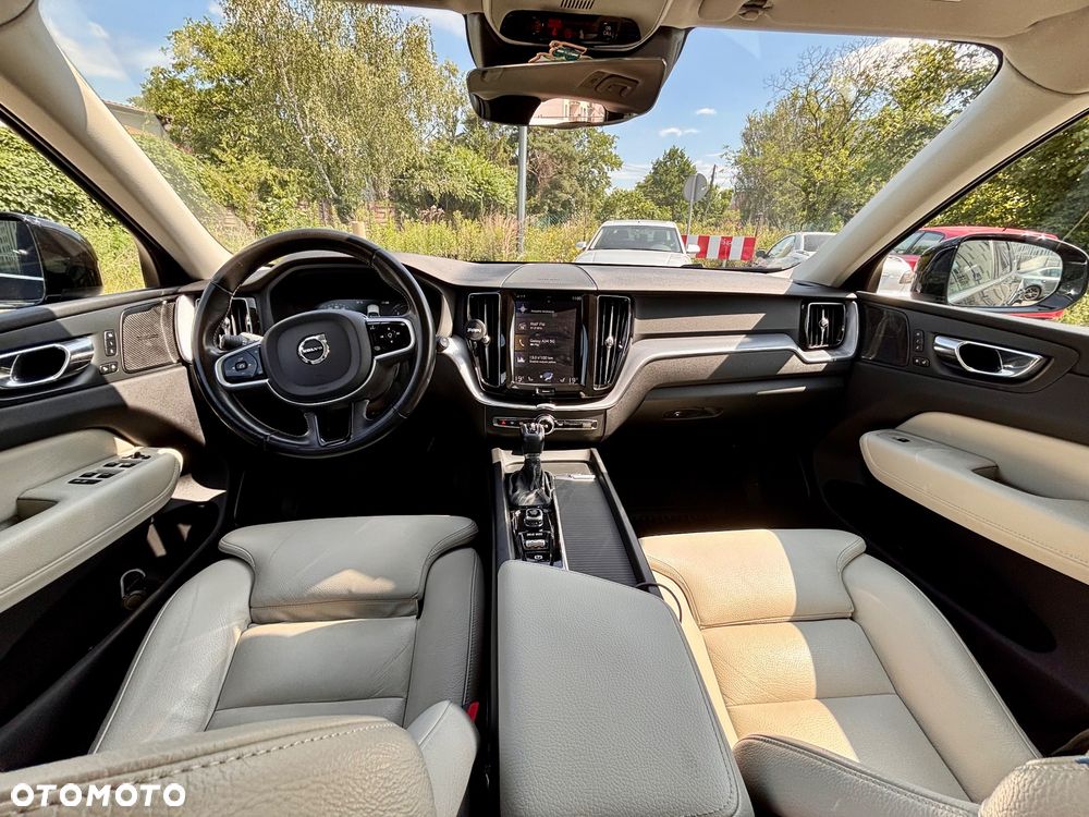 Volvo XC 60 D4 AWD Momentum - 15