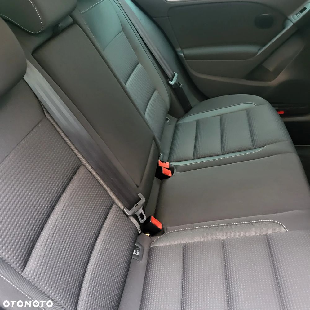 Volkswagen Golf 1.6 TDI DPF Team - 10