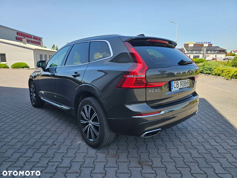 Volvo XC 60 D4 AWD Momentum - 3